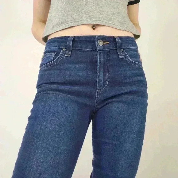 Deadstock NEW Joe’s Dark Distressed High Rise Skinny Jeans - 25 - Picture 6 of 12